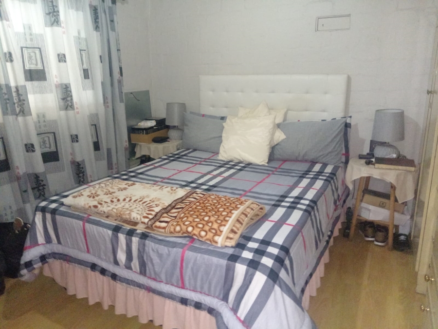 4 Bedroom Property for Sale in Manenberg Western Cape